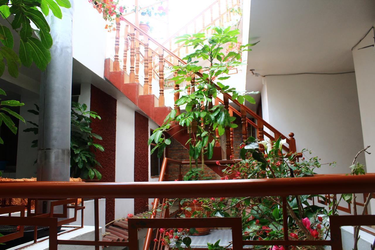 Amaru Hotel Huaraz Exterior photo